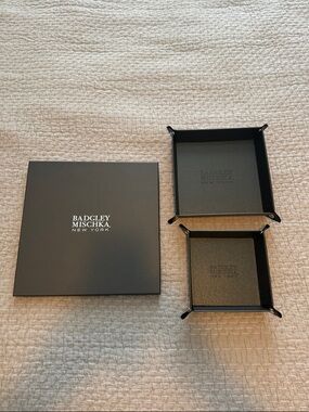Badgley Mischka Belongings Trays Set of 2